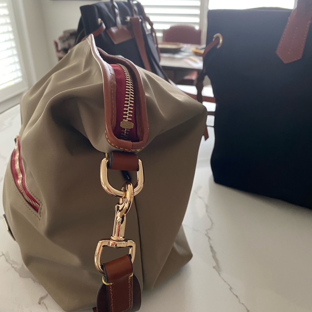 Dooney and Bourke Nylon small hobo cross body purse - Picture 2 of 6